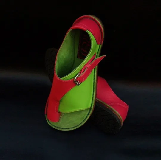 SANDÁLIAS FEMININAS DE COURO SOVY