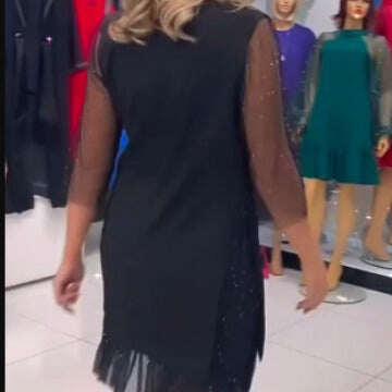 Vestido justo com fendas laterais e renda de lantejoulas