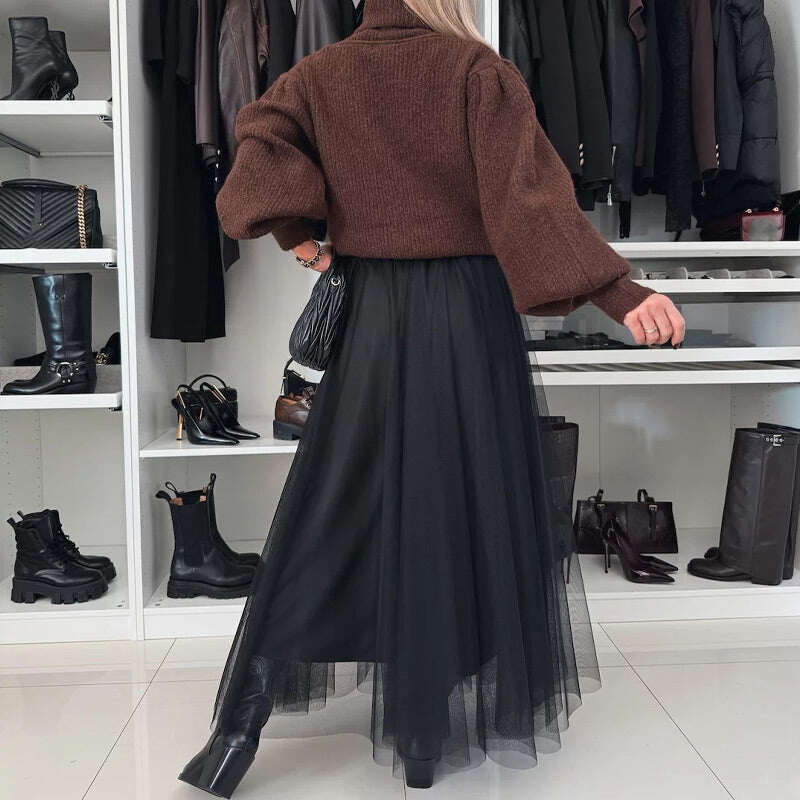 Saia feminina de tule evasê