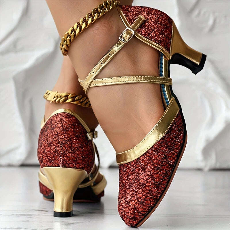 Eleganckie, masywne obcasy kobiet