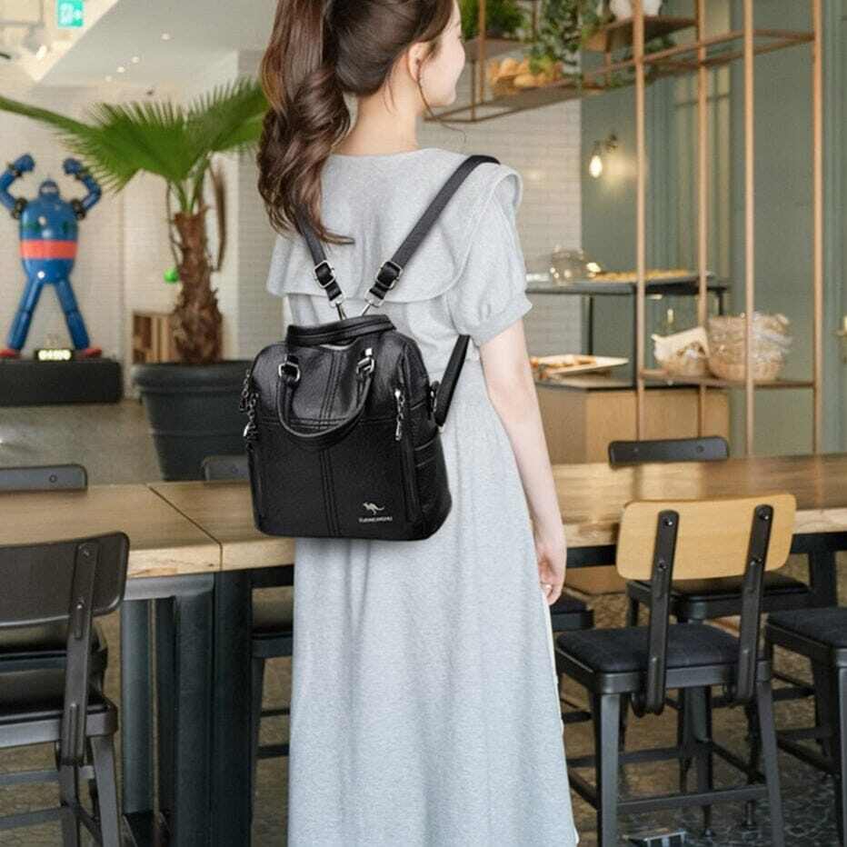 MOCHILA DE COURO FEMININA - ATMOSFERA