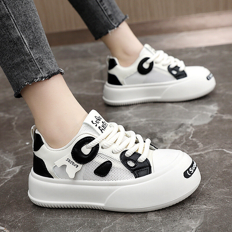 Novos sapatos femininos de couro com cor bloqueada resistente ao desgaste 2024 primavera e verão tênis casuais respiráveis ​​solas grossas e sapatos de moda crescentes