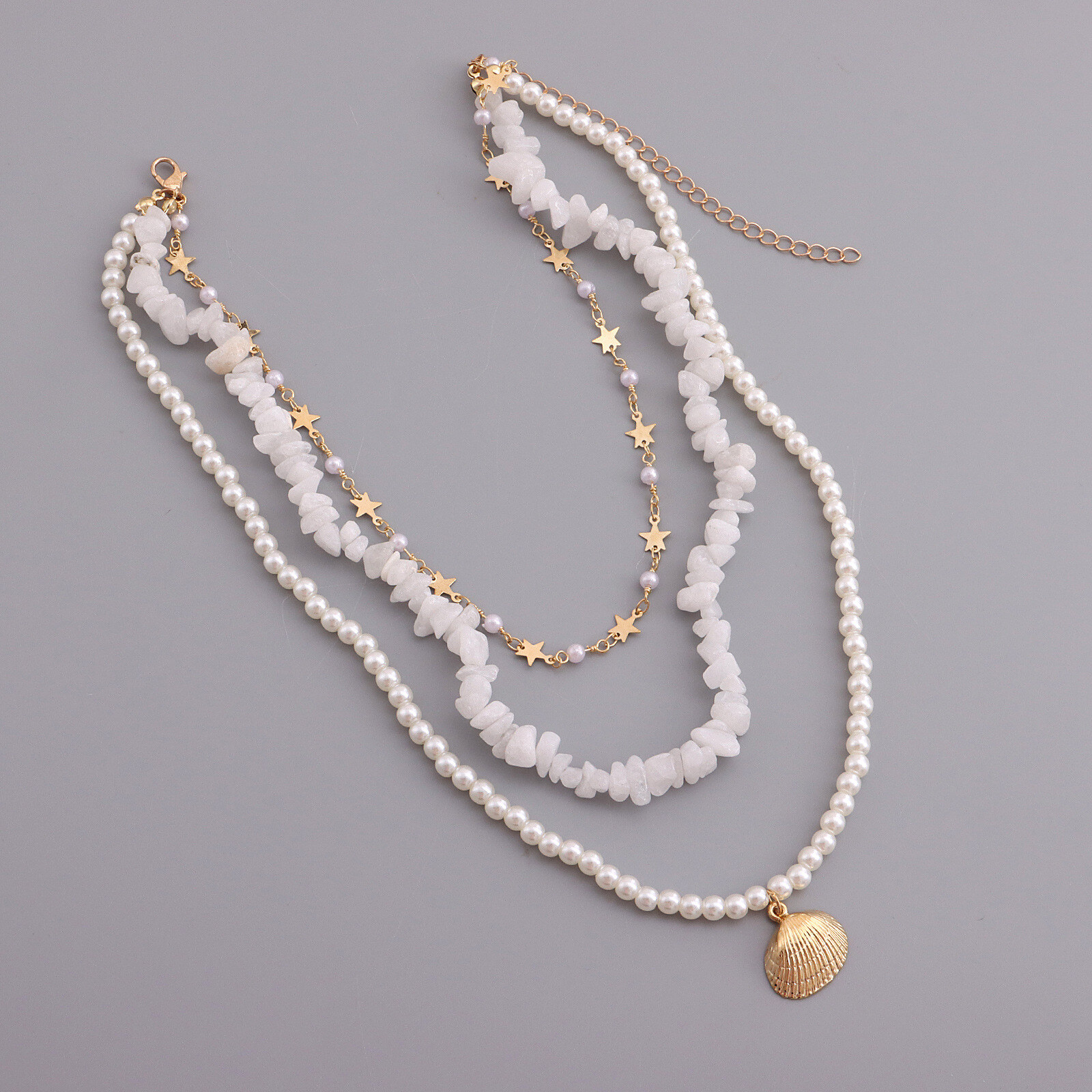 Colar de pingente de vieira de estrela de cinco pontas branco pérola de três camadas para mulheres colar de estilo de luxo leve