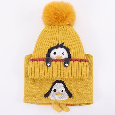 Pingu sapka és sál készlet gyerekeknek
