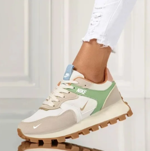 Tênis Nike® Feminino