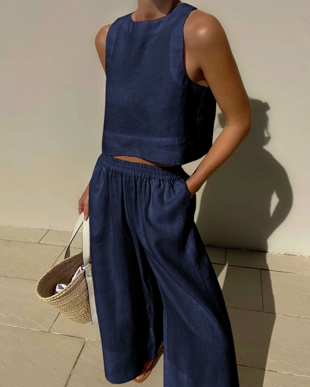 Fato monocromático de duas peças (casaco + calças)