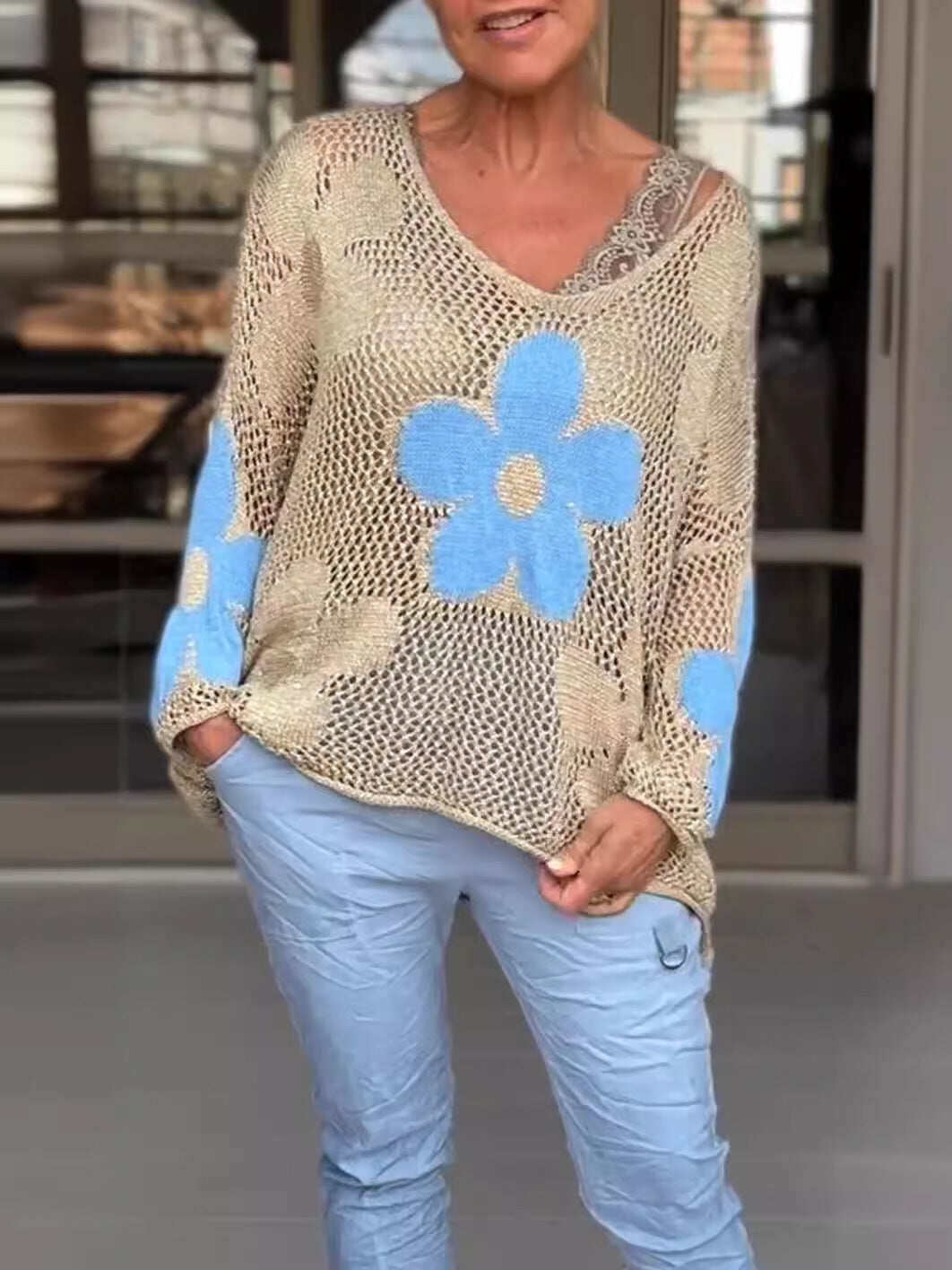 2024 Primavera E Verão Nova Camisa Floral De Malha Oca Com Decote Em V Suéter Xadrez Floral