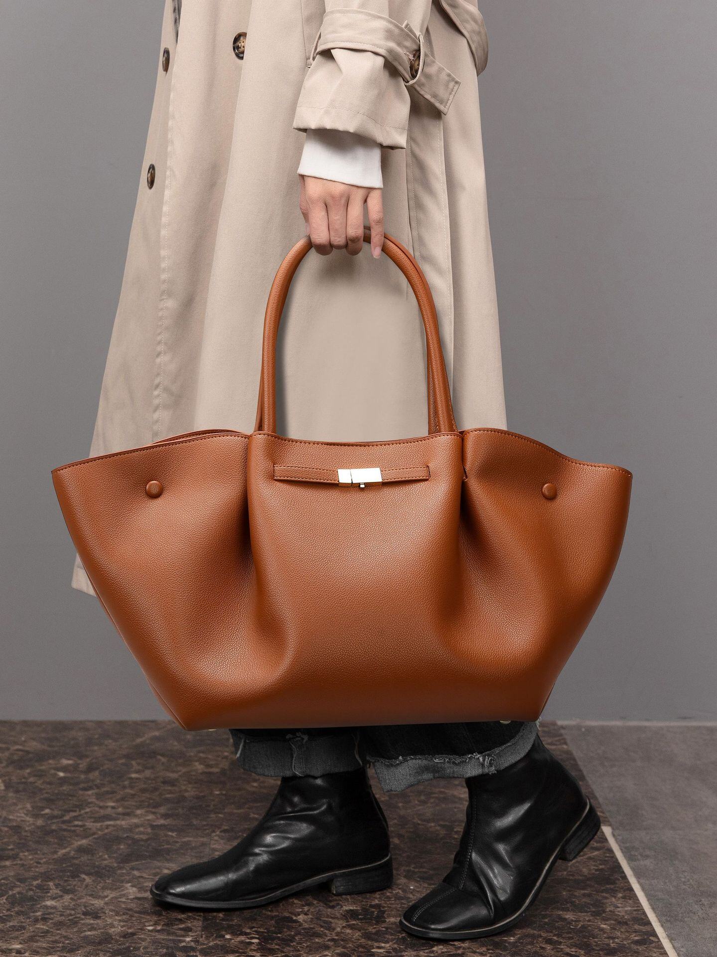 2025 new handbags. Large capacity, stylish and simple.