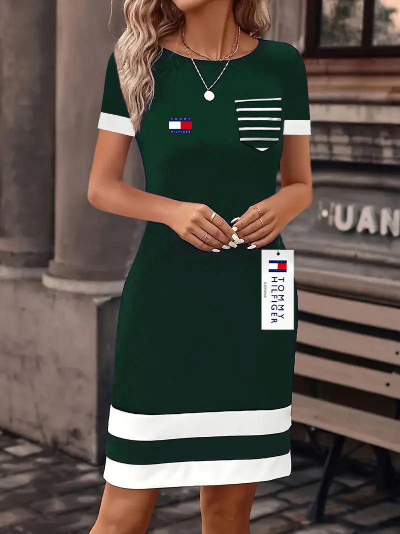 Modna i elegancka sukienka z krótkim rękawem i okrągłym dekoltem w bloki kolorystyczne
