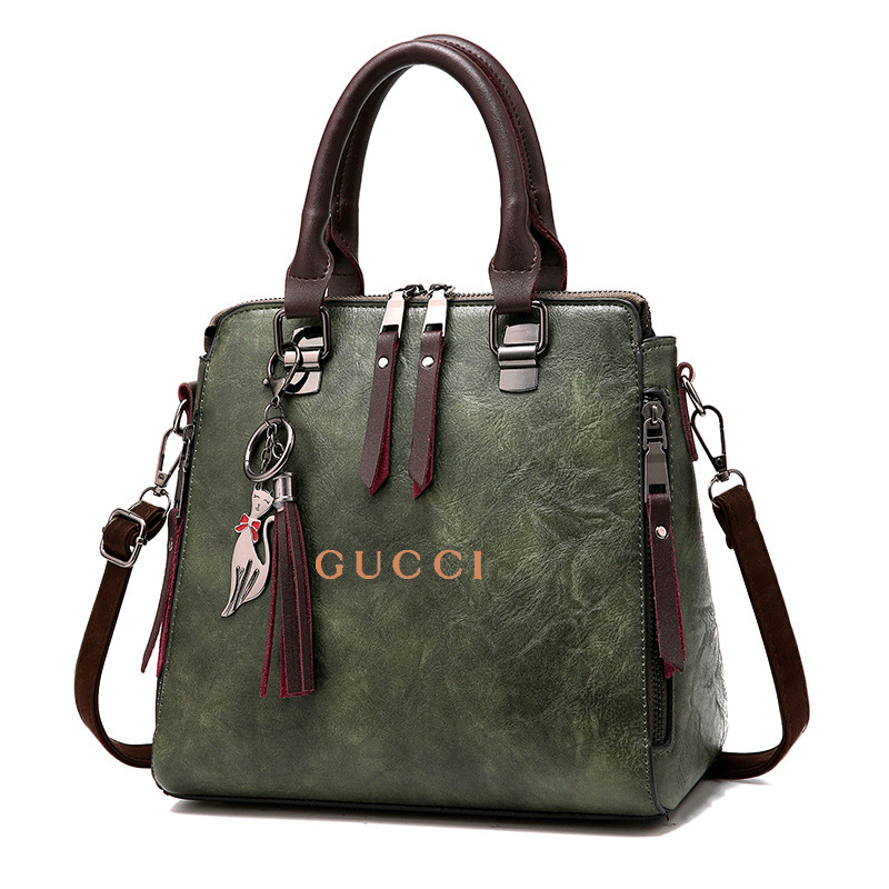 Torebka damska GUCCI w stylu retro o dużej pojemności. Listonoszka na ramię