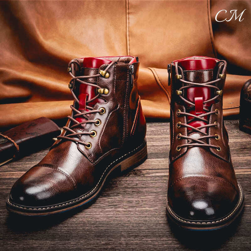 Botas de couro com cadarço 