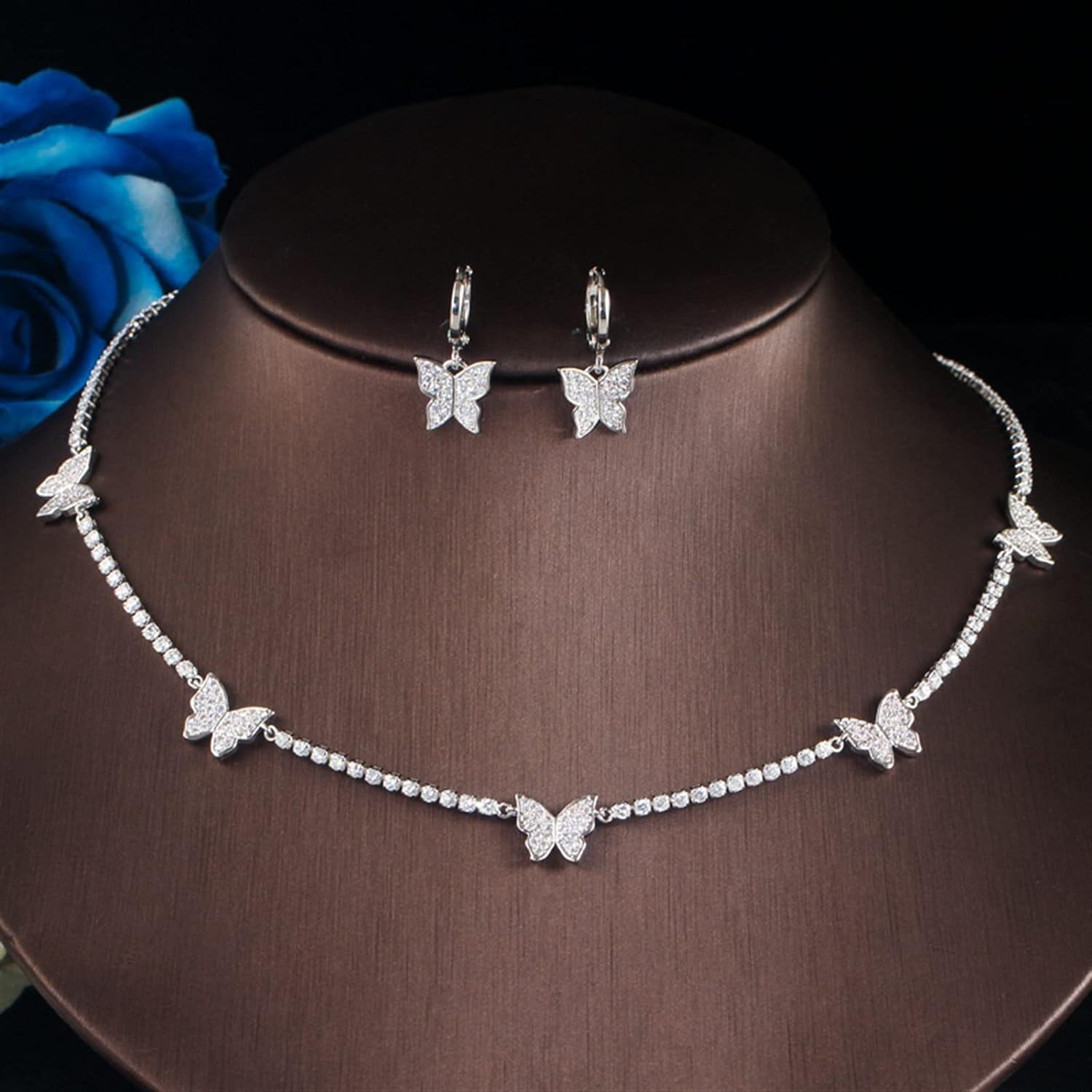 Colar de jardim de borboletas + brincos de presente combinando