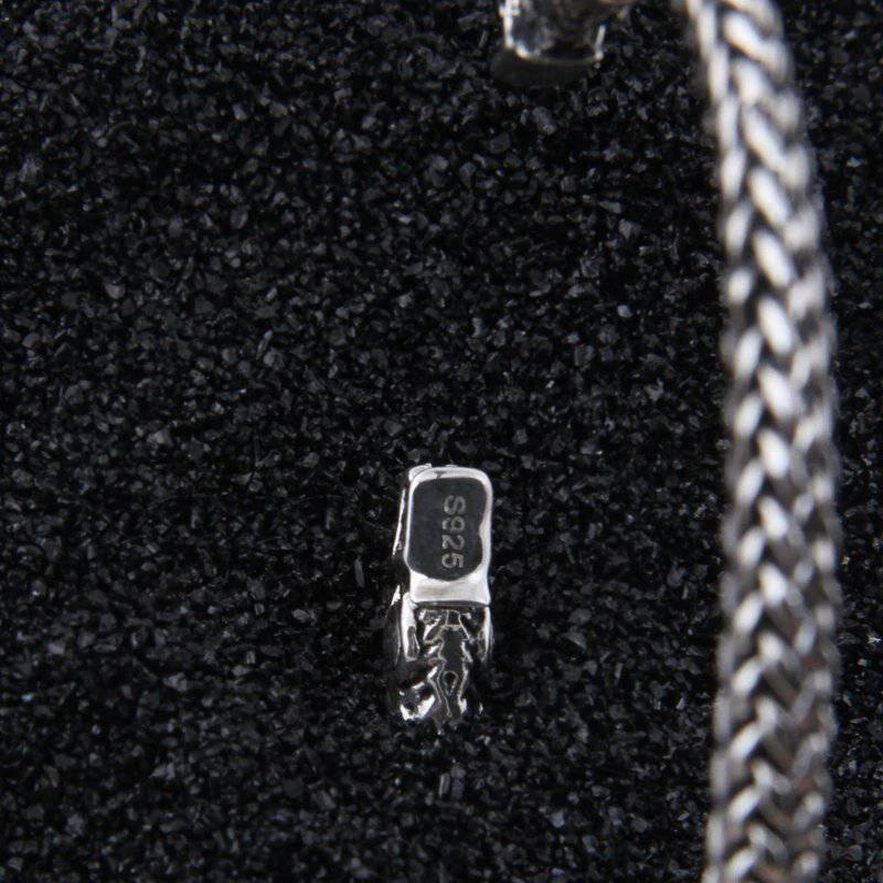 Мрежеста гривна Torc с глава на вълк - стерлингово сребро