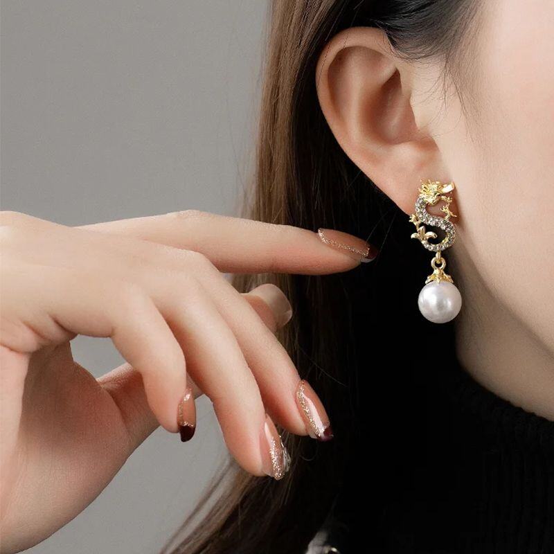 Драконови обеци с перли -- (Помага ви да получите това, което искате!)