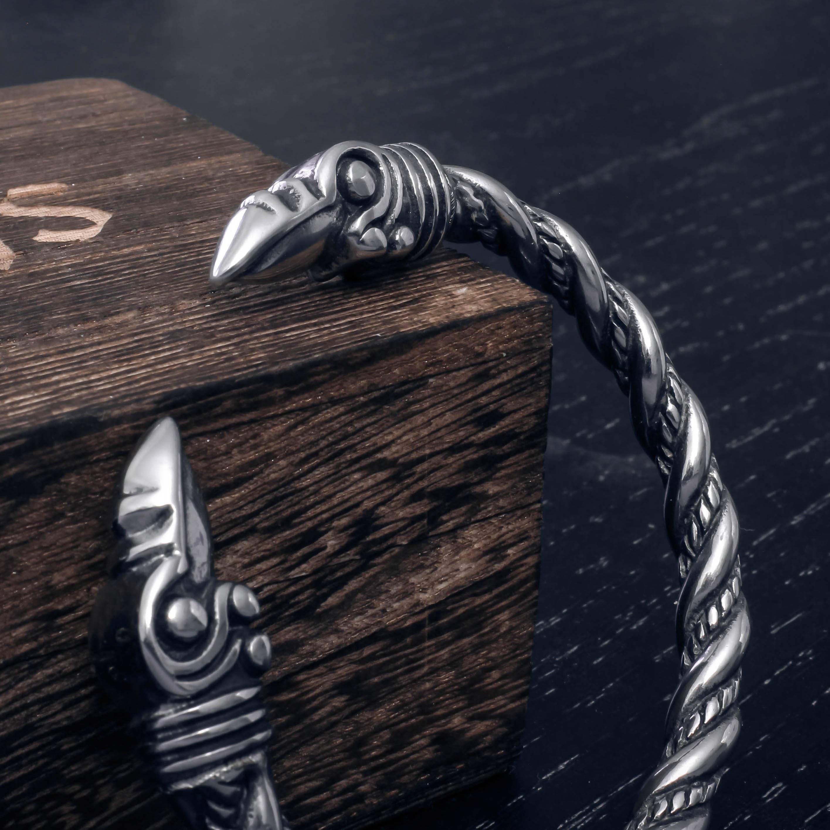 Гривна Raven Head Torc - неръждаема стомана