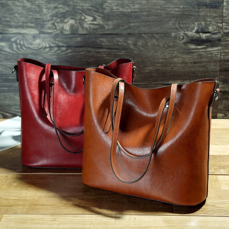 Bolsa de couro feita à mão