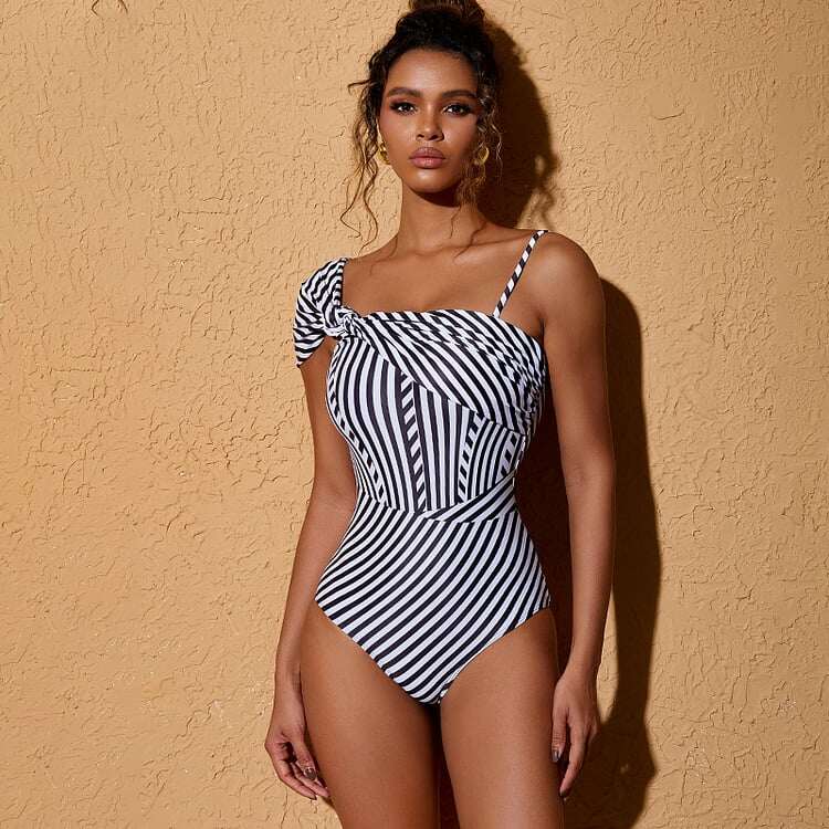 💟 2025 New design 🔥 Dissymmetry One Piece Swimsuit Set