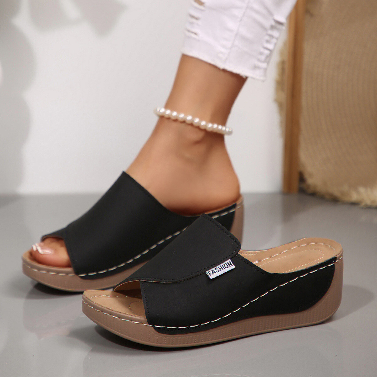 Slides confortáveis ​​com suporte de arco sandálias femininas de cor sólida