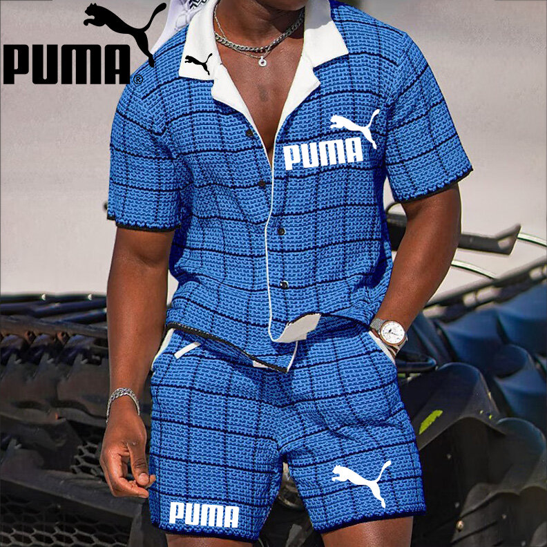 Terno masculino elegante de duas peças composto por uma camisa e shorts