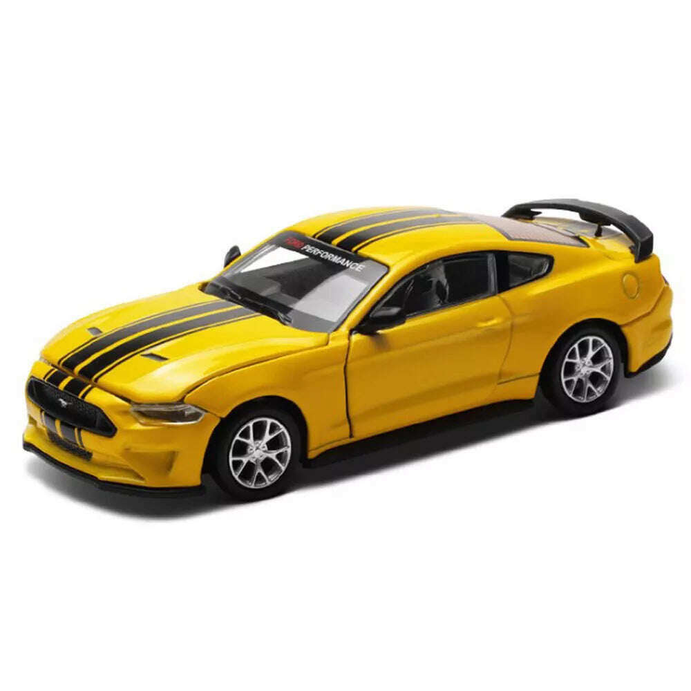 Комплект 2018 Ford Mustang GT Super Racing модел в мащаб 1:42