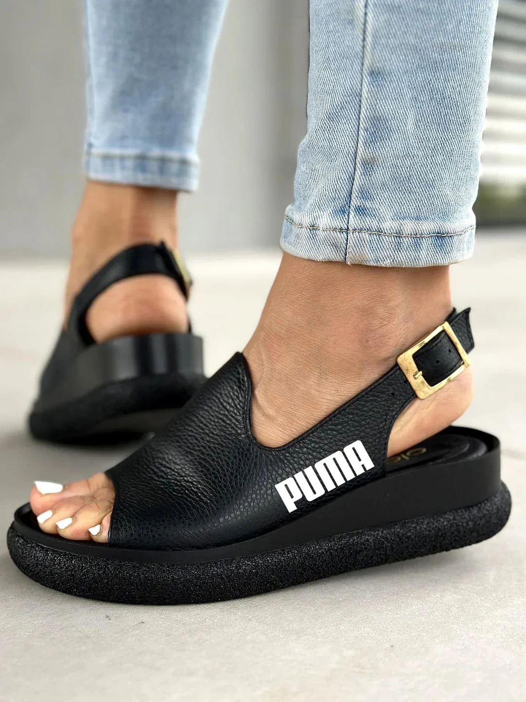 Damskie skórzane sandały PUMA®