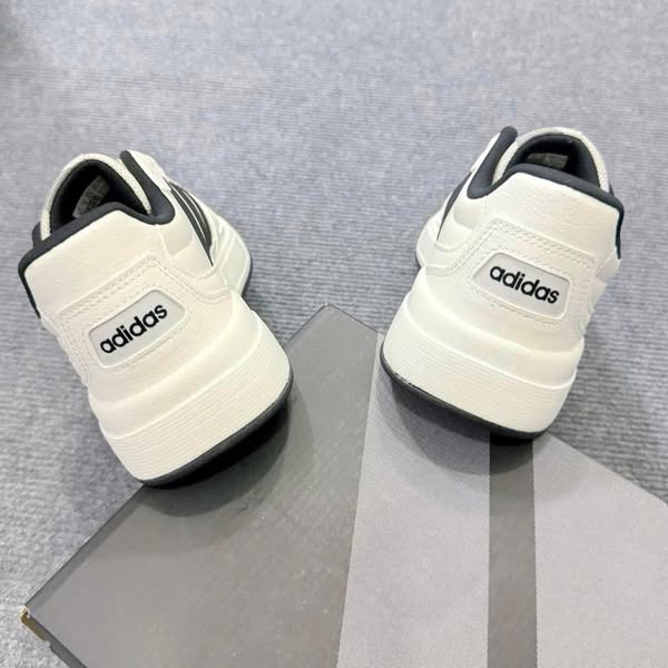 100%-ban eredeti adidas cipők