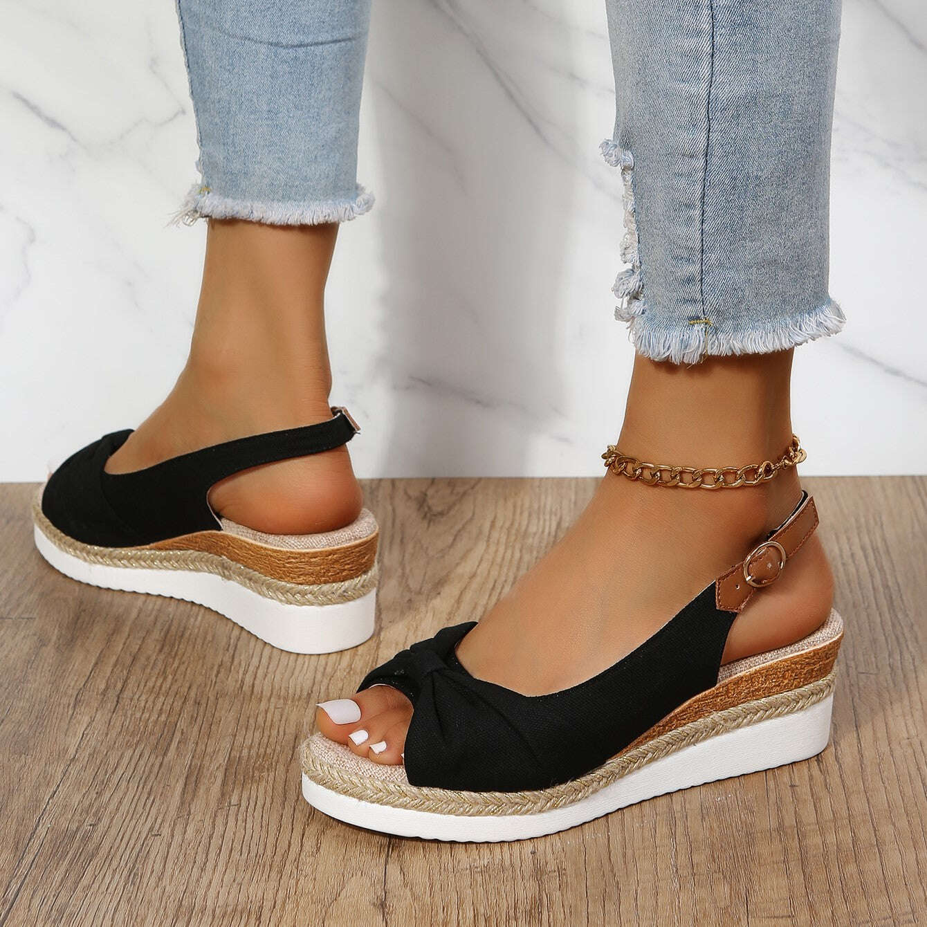 2023 novas sandálias corretivas da moda feminina de verão