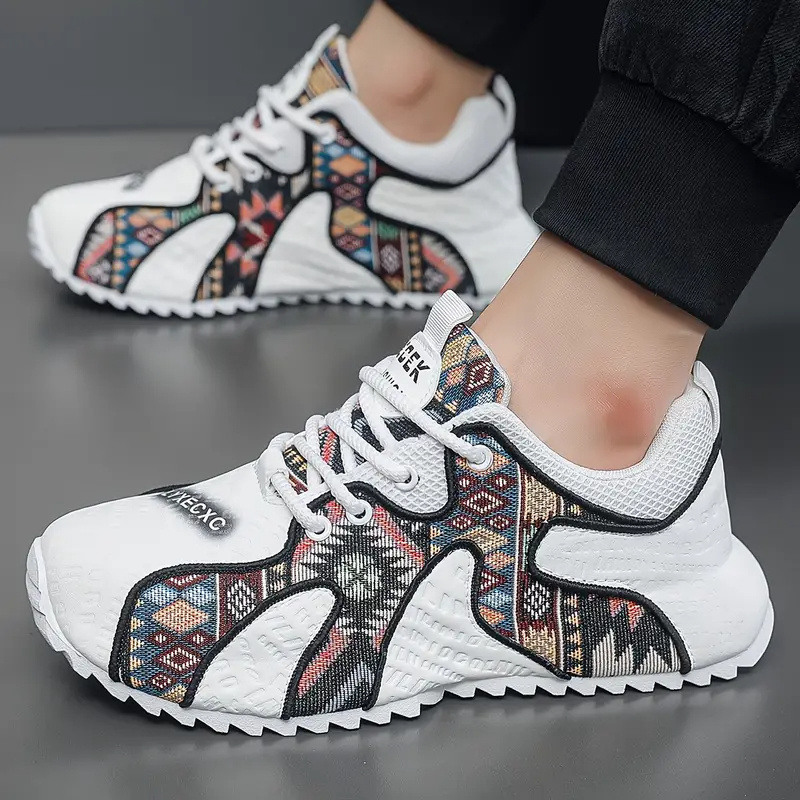 2024 Casual παπούτσια με μοντέρνες κεντημένες ραφές