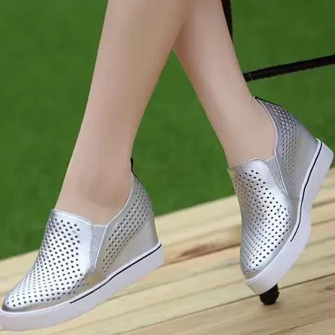 🔥【34-41】Sapatos casuais femininos de couro macio com sola grossa verão 2024