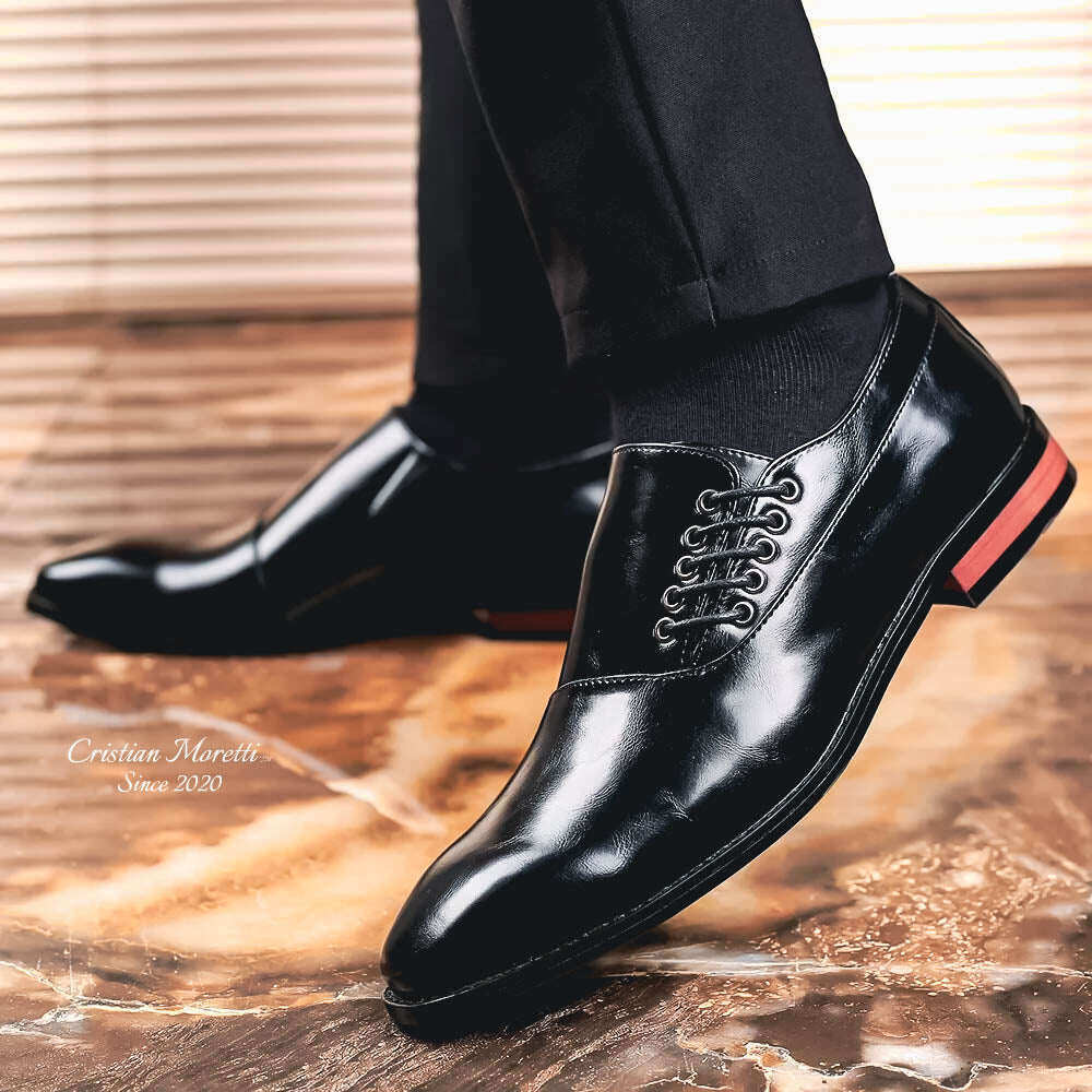 Sapatos Oxford de couro com cadarço lateral Roberto™ da Cristian Moretti®