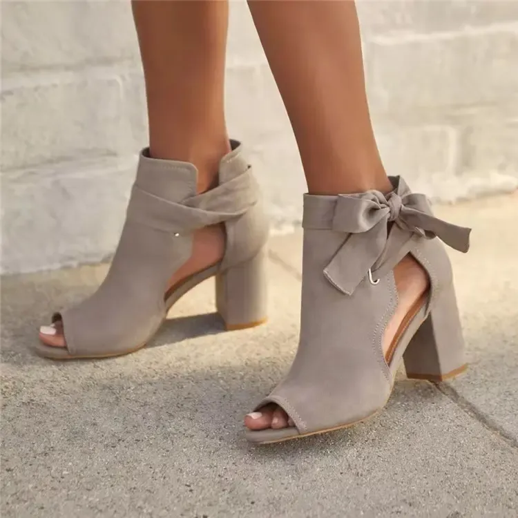👠【36-42】2024 új, fűzős, vastag sarkú, nyitott orrú szandálok💖