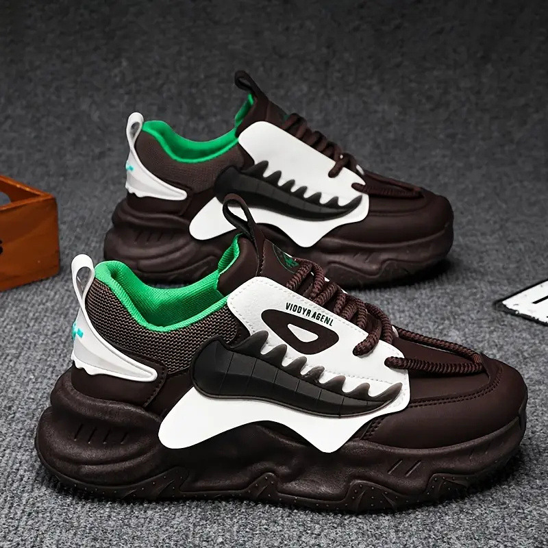 Χοντρή σόλα, νέα αθλητικά και casual παπούτσια