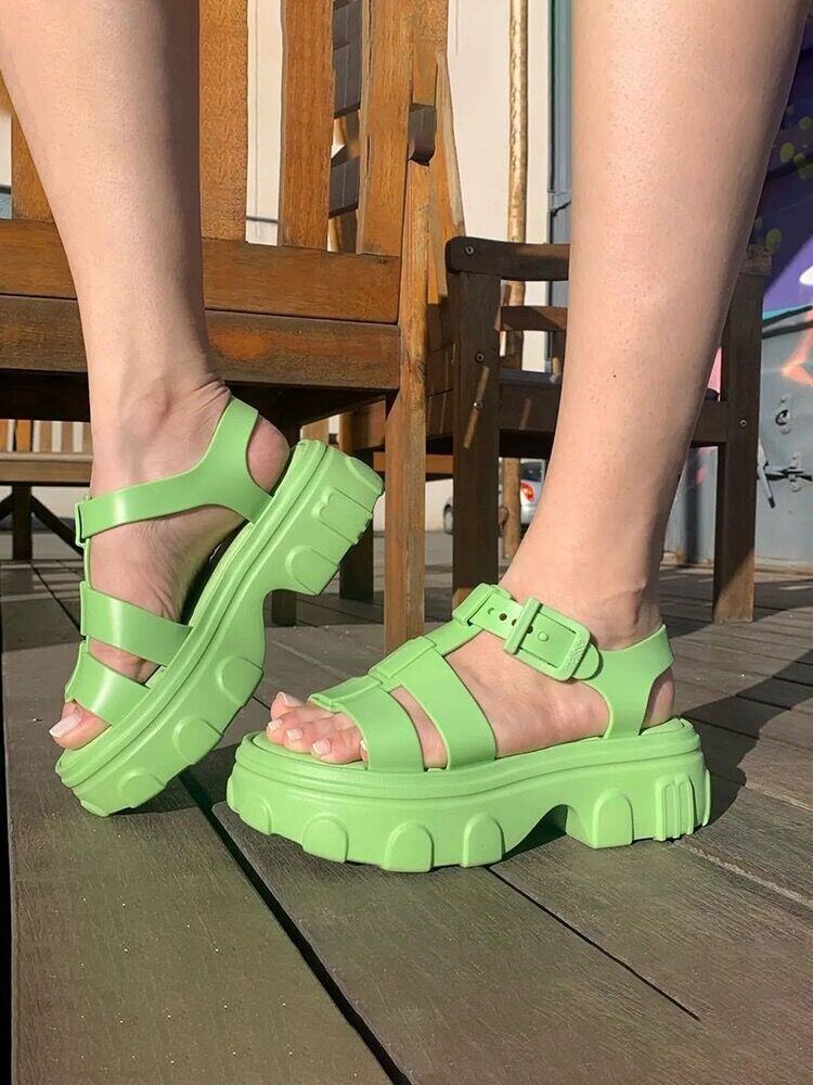 Novos sapatos romanos plataforma sola grossa sapatos femininos geléia dedo do pé aberto trançado moda casual sandálias à prova dwaterproof água