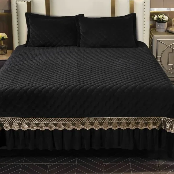 KOMPLET KOŁDER WELUROWYCH 230X250CM 3 SZTUKI Z BRĄZOWYM HAFTEM + 2 POSZEWKI NA PODUSZKI