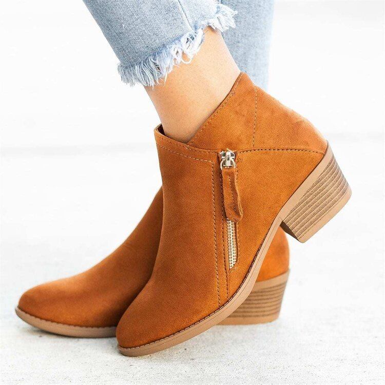 Nowe zamszowe buty damskie na suwak