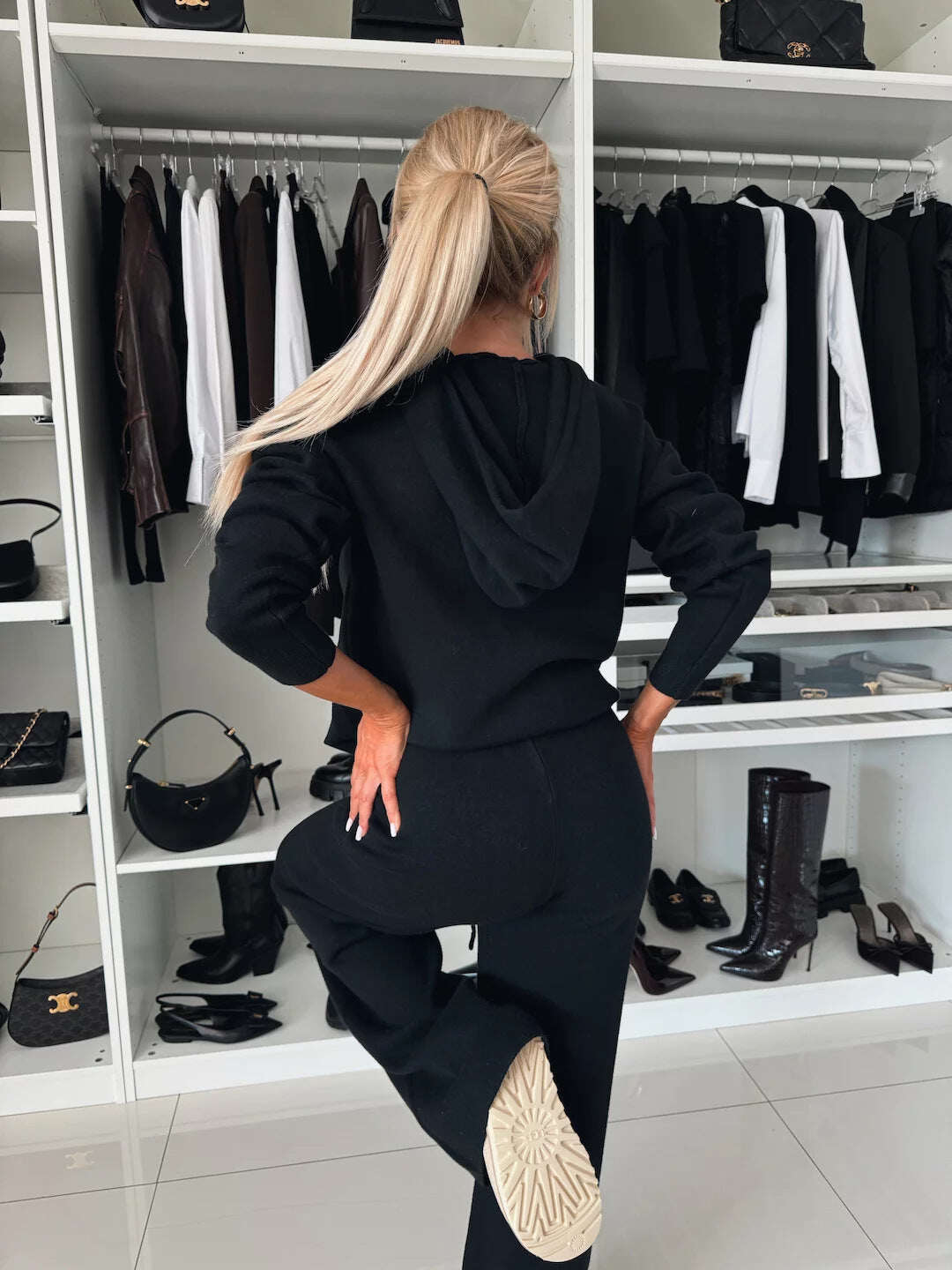 Conjunto feminino de duas peças com manga comprida, capuz e gola redonda