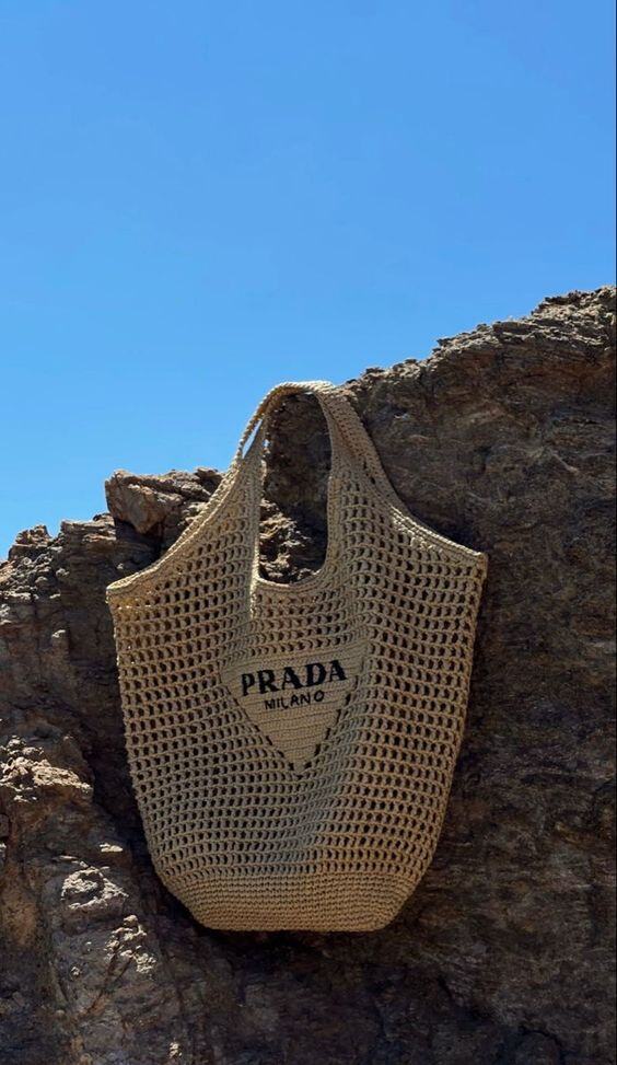 Prada Raffia Tote Bag-Cáqui