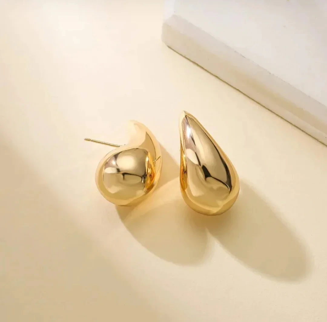 [Compre um, ganhe outro] Brincos de lágrima