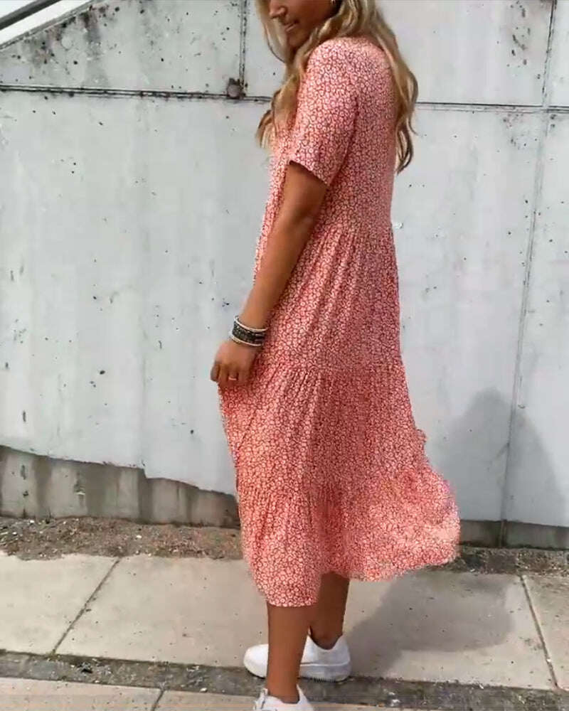 Vestido manga curta com estampa floral