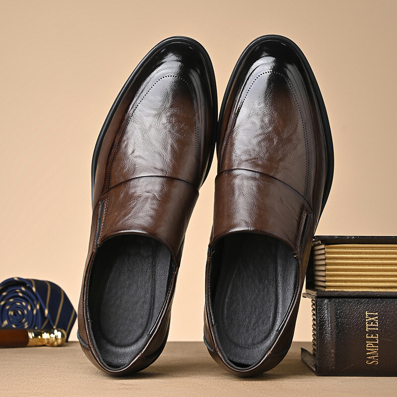 Sapatos masculinos italianos casuais de couro genuíno