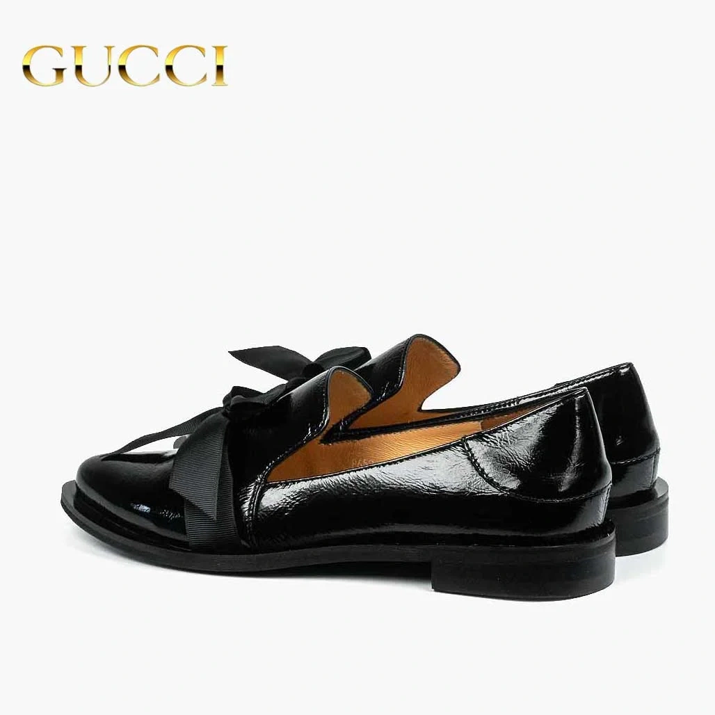 New 2025 Gucci® women's black leather shoes