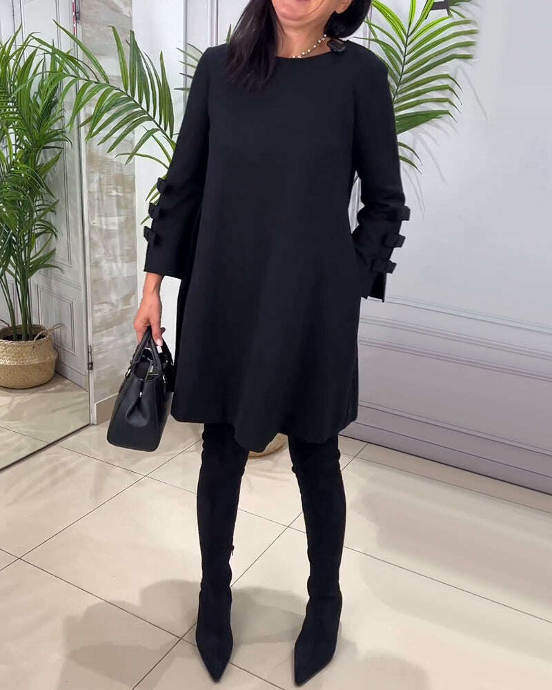 Vestido casual na altura do joelho com mangas compridas