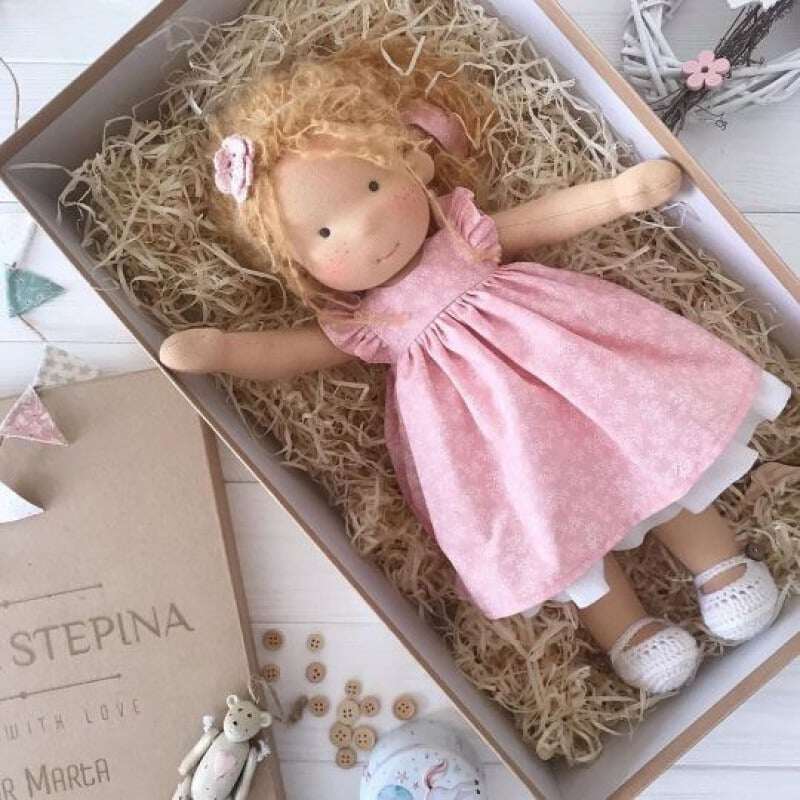 🎁🎁O melhor presente para crianças - Boneca Waldorf feita à mão👧
