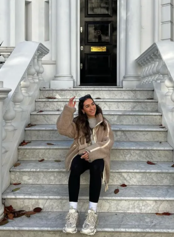 Vania | Casaco De Estilo Intemporal