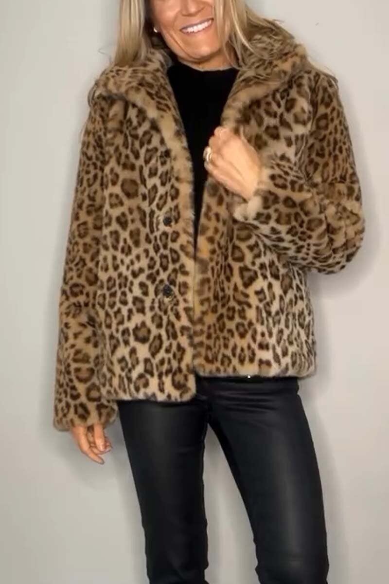 Casaco de inverno feminino elegante feito de pele sintética com estampa de leopardo e lapelas
