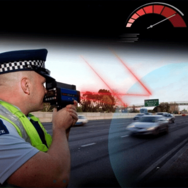 🚗 Dirija sem limites de velocidade com Invisiol™. Desfrute de uma condução rápida e fique invisível aos radares. 👀