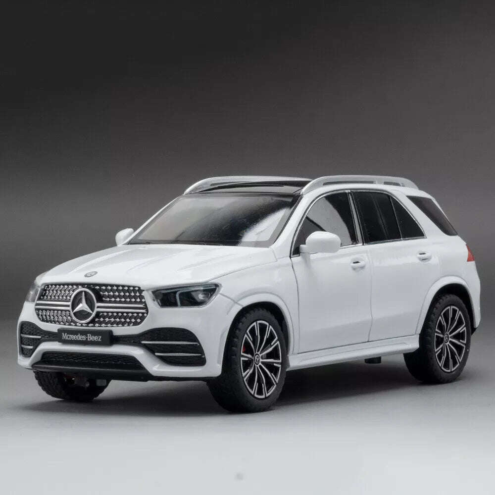 1:24 Алуминиева отлята под налягане кола играчка Mercedes-Benz GLE 350 със звук и светлина
