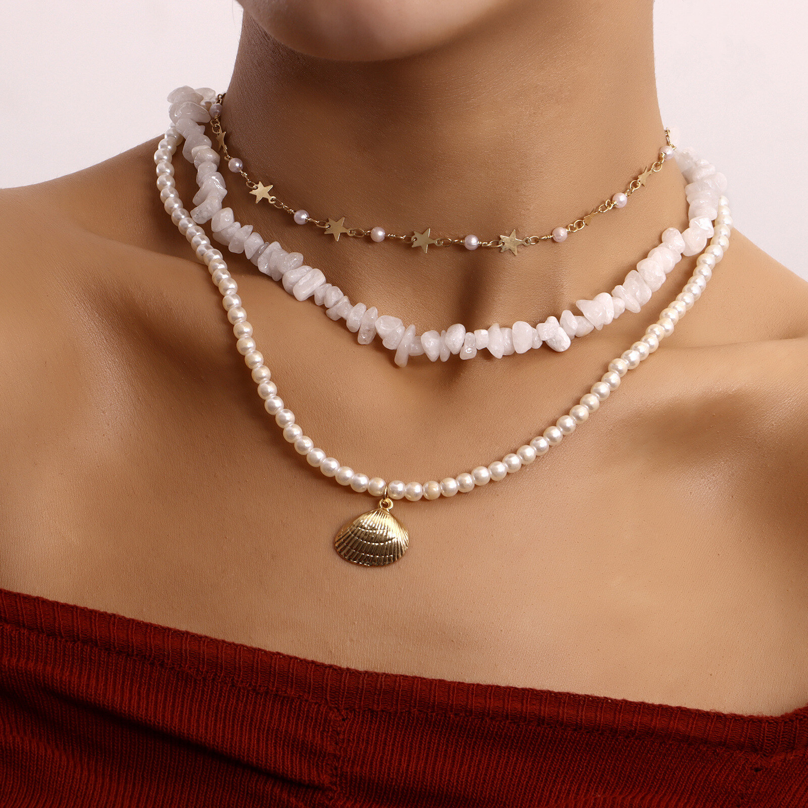 Colar de pingente de vieira de estrela de cinco pontas branco pérola de três camadas para mulheres colar de estilo de luxo leve