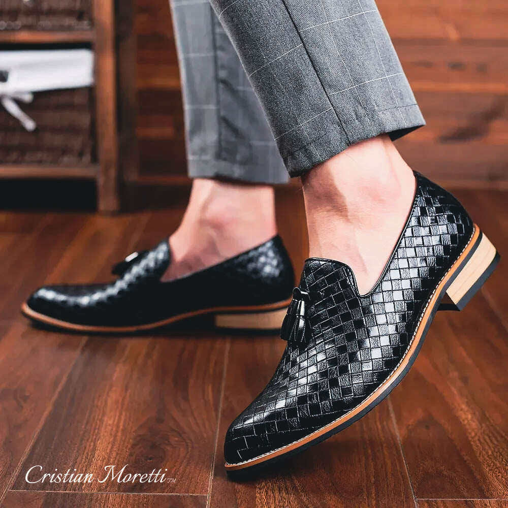 Sapatos DallasTM Leather Slip-On