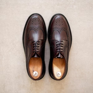 Brogues - Sapatos derby de couro granulado tricolor